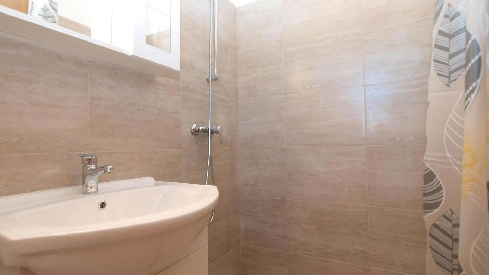Ferienhaus Mit Privatpool Fuer 8 Personen Ca 120 Qm In Medulin, Istrien Suedkueste Von Istrien Prázdninový dům